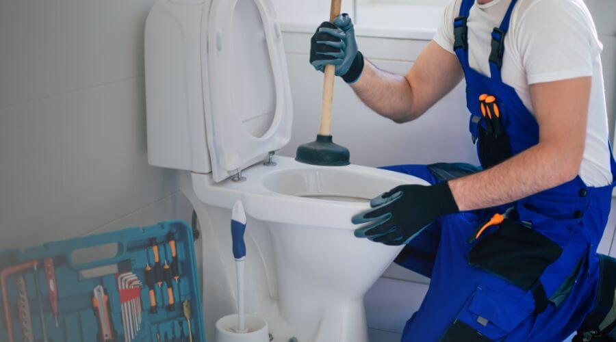 Professional septic pumping service in Frederick, IL